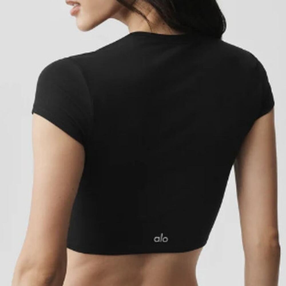Alo Yoga Black Alosoft Crop Finesse Short Sleeve Tee Size S - Picture 2 of 8
